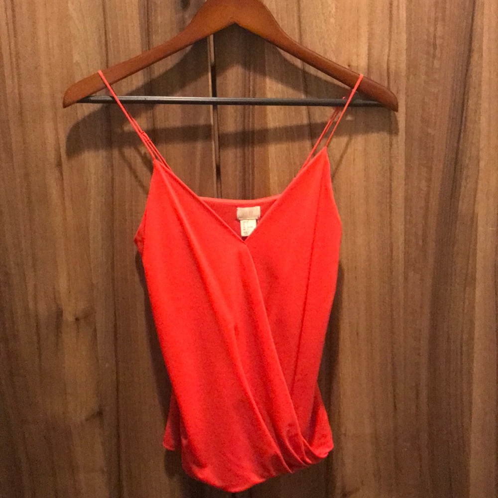 Cute tank with front warp crossover detail